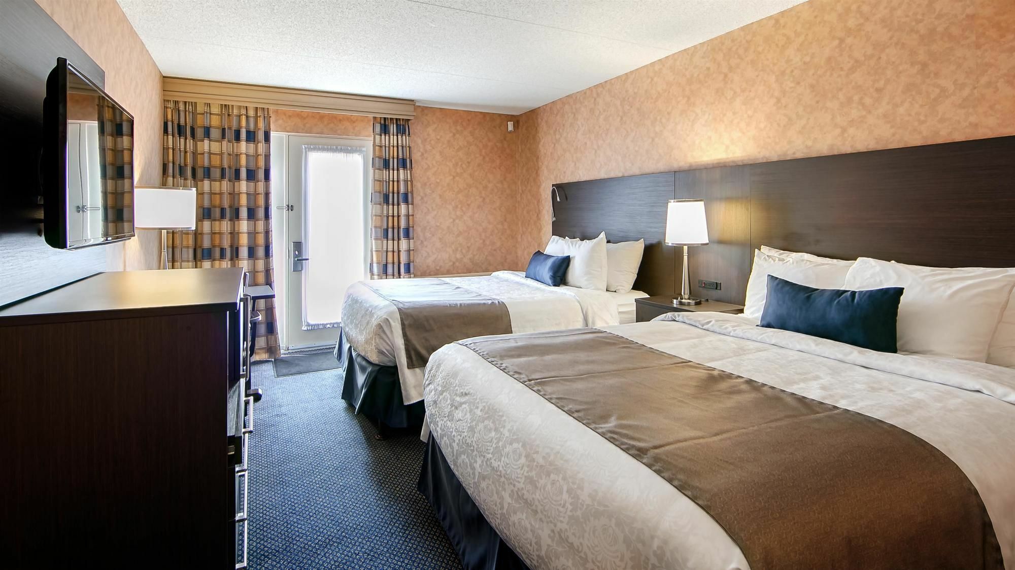 Best Western Hotel Brossard Exterior photo